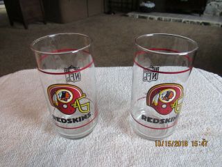 2 Vintage Washington Redskins Nfl Football Mug,  Glass Tumbler Mobil Gas Oil Cup