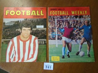 Jan 1969 / Jan 1970 - 2 X Vintage Jimmy Hills Football Weekly Magazines