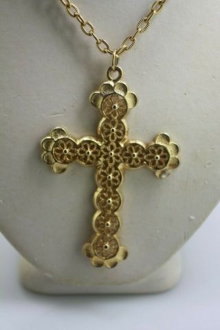 Vintage Gold Tone Large Filigree Christian Cross Pendant Chain Neckace 21 "