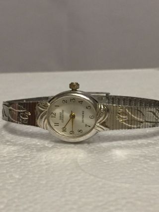 Vintage Sarah Coventry Supreme Silver Toned Quartz Wrist Watch Lss052