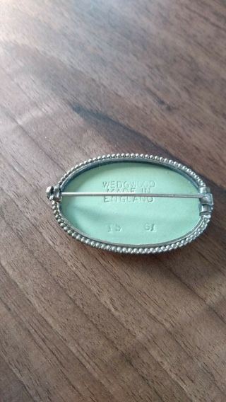 Vintage Wedgewood Green Jasperware Oval Brooch/ plus Earrings 3
