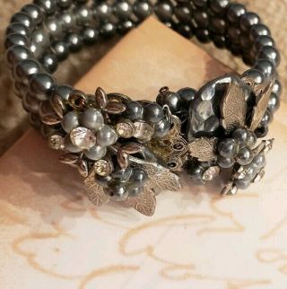 Vintage Estate Silver Tone Metal Wire Wrap Gray Bead Flower Bracelet Rhinestones