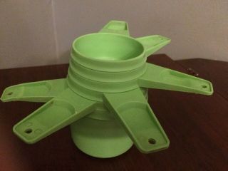 Set of 6 Vintage Tupperware Apple Green Nested Measuring Cups 1/4 Cup - 1 Cup 3