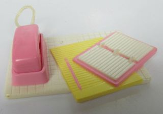 Fisher Price Loving Family Dollhouse Desk Pink Phone Tablets Paper Vintage 90 ' s 3