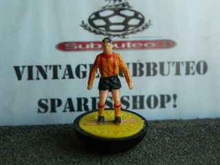 Vintage 1970s Subbuteo - Classic Heavyweight Spare - Partick Thistle - 61 Hw