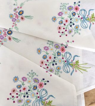 Vintage Stunning Linen Hand Embroidered Tablecloth Bunches Flowers Blue Ribbons