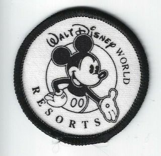 Vintage Walt Disney World Resorts Mickey Mouse Cast Patch Wdw