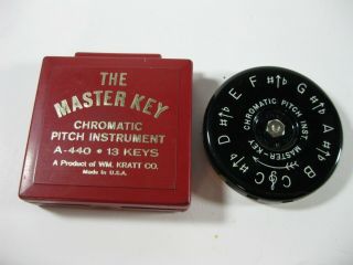 Vintage Wm.  Kratt " The Master Key " A - 440 - 13 Keys Chromatic Pitch Instrument