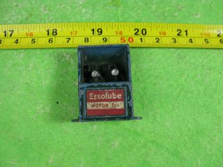 vintage britains or other lead model pump & diecast oil bin old toy models 1636 4
