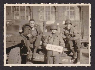 Ww2 Era Arlon Belgium Soldiers Trucks Receiving Old/vintage Photo Snapshot - T39
