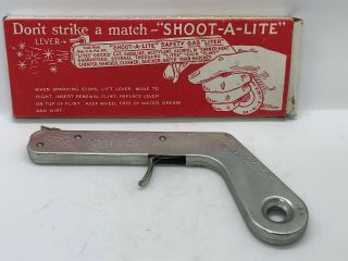 Vintage Nos Turner & Seymour Mfg.  Co.  Shoot - A - Lite Safety Gas Lighter Gun