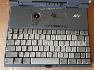 Vintage AST Advantage NB,  486 processor,  SME - 486 Laptop ASIS 2