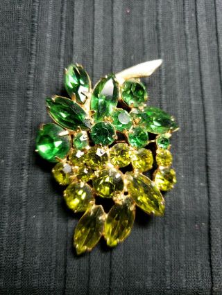 High End Vintage Jewelry Signed Weiss Brooch Pin Deep & Light Green Rhinestone