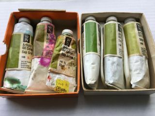 6 Tubes Of Winsor And Newton Sap Green Oil Paint - Vintage Oil Paint And 1 Box