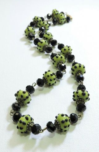 Vintage Green And Black Bumpy Lampwork Art Glass Bead Necklace Au19234