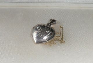 Vintage Solid Sterling Silver Large Heart Locket Pendant & Chain Necklace