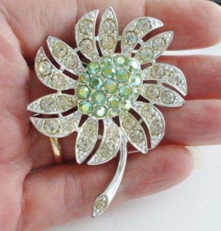 LOVELY VINTAGE SARAH COVENTRY FLOWER PIN BROOCH W/GREEN AB & CLEAR RHINESTONES 2