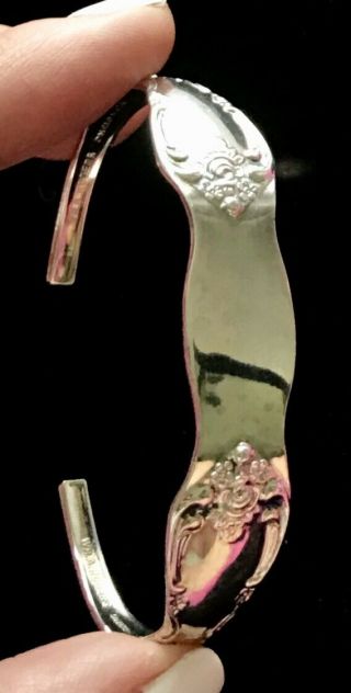 Vintage Wm.  A.  Rogers Oneida Ltd.  Silver Tone Spoon Bracelet 7 " M008