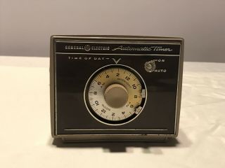Vintage General Electric Automatic Timer Model 8110b