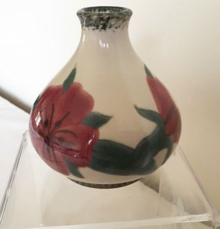 Vintage Cobridge Stoneware Red Flowers Vase 3