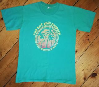 Red Hot Chilli Peppers.  T Shirt.  Green.  Palms & Asterix.  Small.  Vintage.  1990 