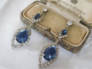 Dazzling Vintage 1980s Smokey Blue Crystal Drop Earrings