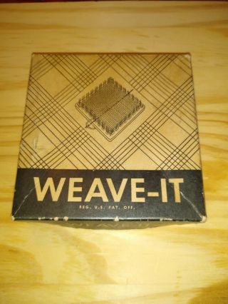 Vintage Weave - It 4.  5 " Hand Loom Set - Donar Products,  Corp.