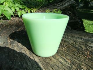 Vntg Green Jadeite Milk Glass 4 1/4 " Tall Flower Cachepot W/ No Drain Hole