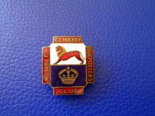 Vintage Wembley Lions Enamel Ice Hockey Supporters Club Lapel Badge