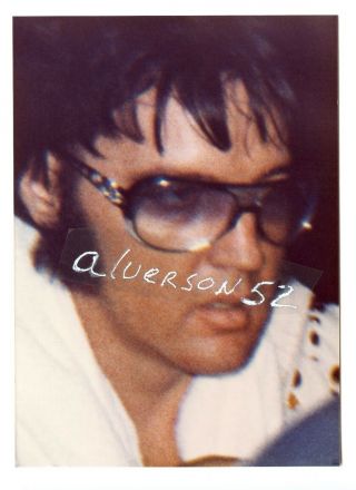 Elvis Presley Vintage Candid Photo - Atlanta,  Ga - June 29,  1973