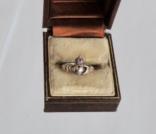 Vintage,  Sterling Silver 925 Claddagh Wedding Ring.  (sz 5)