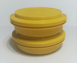 2 Vintage Tupperware Seal N Serve Yellow Bowls 1206 & Matching Plate / Lids 1207