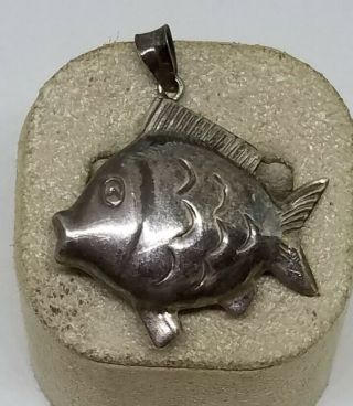Vintage Estate Sterling Silver 3d Puffy Fish Pendant