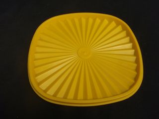 Vintage Yellow Tupperware Replacement Lid 837,  8 "