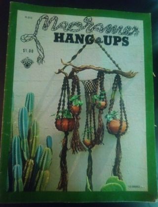 Vintage Craft - Course Book H - 213,  " Macrame Hang - Ups "
