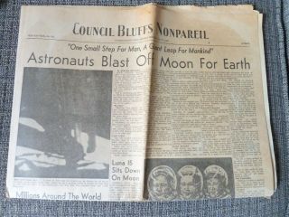 Vintage Iowa Newspapers Oswald And Moon Landing