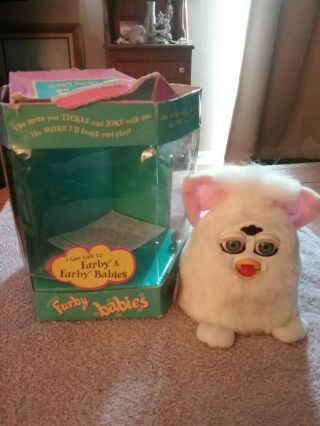 Vintage 1999 Furby Baby Tiger Electronics Babies Moves No Sound White