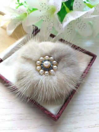 Vintage Old Jewellery - Mink Fur Brooch Pin With Faux Pearls & Blue Glass Stones