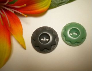 2 Vintage Mcm Colt Plastic Flower Buttons - Pattern 6 Gray And Green