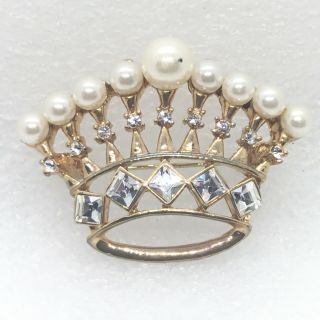 Vintage Royal Crown Brooch Pin Diamond Shape Glass Rhinestone Faux Pearl Jewelry