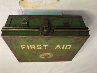 First Aid Kit Vintage American Telephone And Telegraph Co. ,  Case,  Booklet (4049) 2
