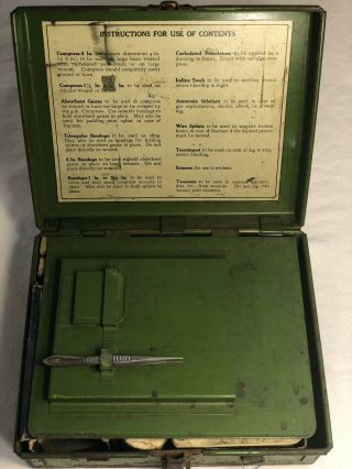 First Aid Kit Vintage American Telephone And Telegraph Co. ,  Case,  Booklet (4049) 4