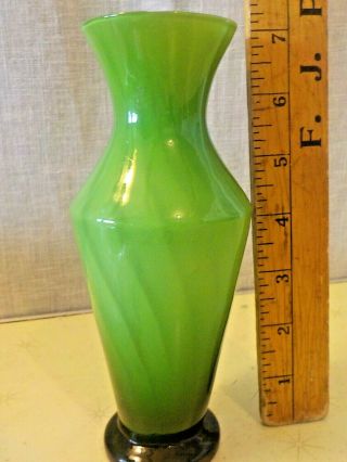 Vintage Fenton? Green Swirl Art Glass Vase 7 " Tall