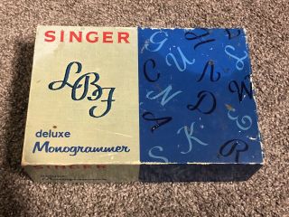 Vintage Singer Deluxe Monogrammer For Slant 171276 Needle Zigzag Sewing Machine