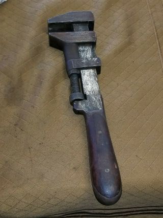 Vintage H.  D.  Smith & Co 10 1/2 " Monkey Pipe Wrench " Perfect Handle " Wood Handle