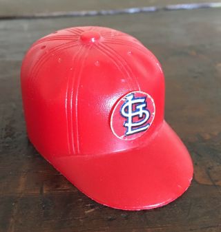 Vintage 1970’s St.  Louis Cardinals Mini Gum Ball Plastic Baseball Cap Helmet Hat