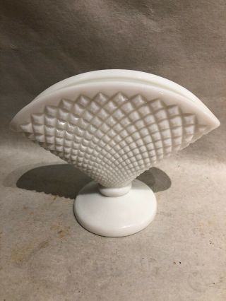 Vintage Westmoreland Milk Glass Fan Vase Diamond Texture Pattern