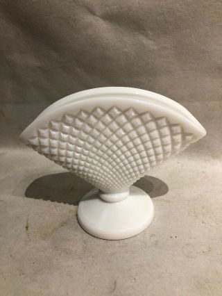 Vintage Westmoreland Milk Glass Fan Vase Diamond Texture Pattern 3