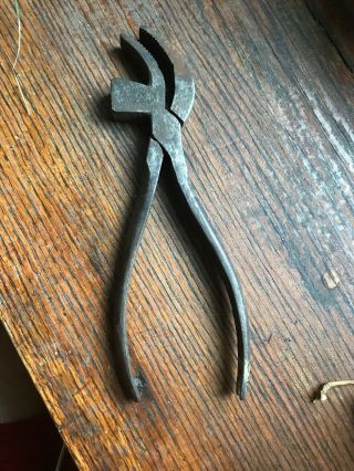 Vintage R.  Timmons & Sons Warranted Steel No 2 Cobblers Hammer/pliers