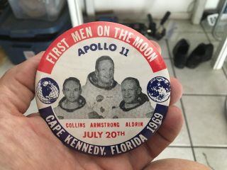 Vintage 1969 Nasa Apollo 11 First Men On The Moon Cape Kennedy Fl 3 1/2 " Button